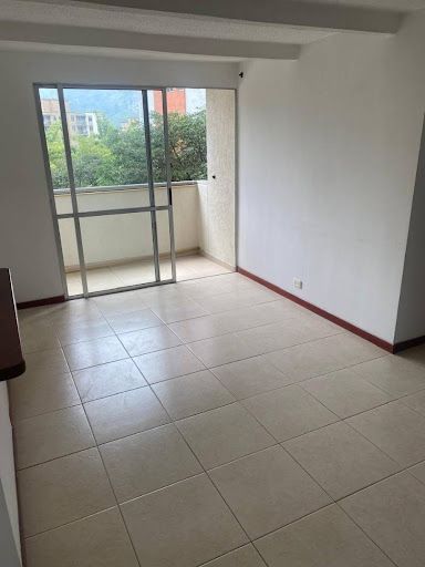 Apartamento en arriendo Antioquia Itagüí Santa Catalina 65 m2 Habitaciones 3 Baños 2 Garajes 1 Precio $2300000