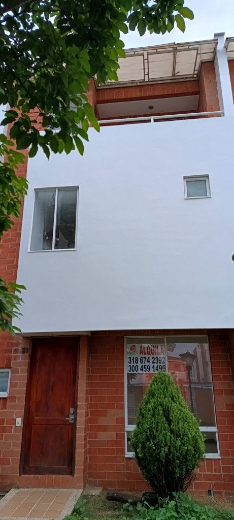 Casa en venta Valle Del Cauca Cali Lili 120 m2 Habitaciones 3 Baños 3 Garajes 1 Precio $380000000