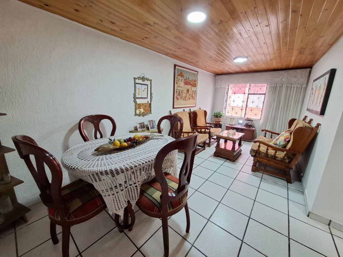 Casa en arriendo Cundinamarca Bogotá Restrepo 110 m2 Habitaciones 4 Baños 2 Garajes 0 Precio $2400000