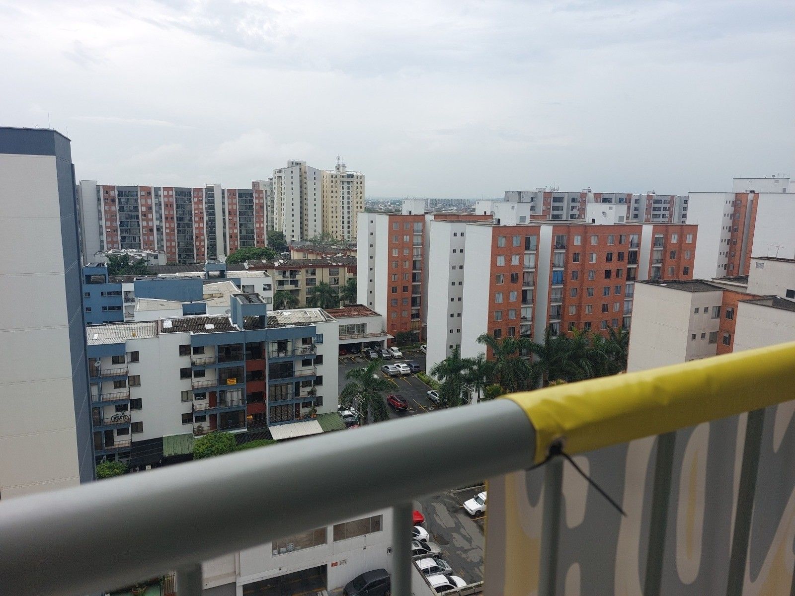 Apartamento en venta Valle Del Cauca Cali Prados Del Norte 70 m2 Habitaciones 3 Baños 2 Garajes 1 Precio $330000000