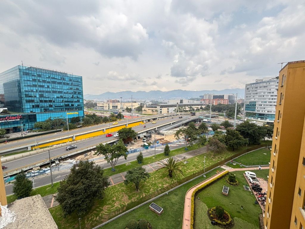 Apartamento en arriendo Cundinamarca Bogotá Ciudad Salitre Occidental 86 m2 Habitaciones 3 Baños 2 Garajes 1 Precio $4500000