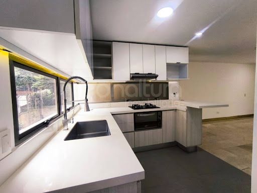 Apartamento en arriendo Antioquia Medellín La Florida 100 m2 Habitaciones 2 Baños 3 Garajes 2 Precio $5700000
