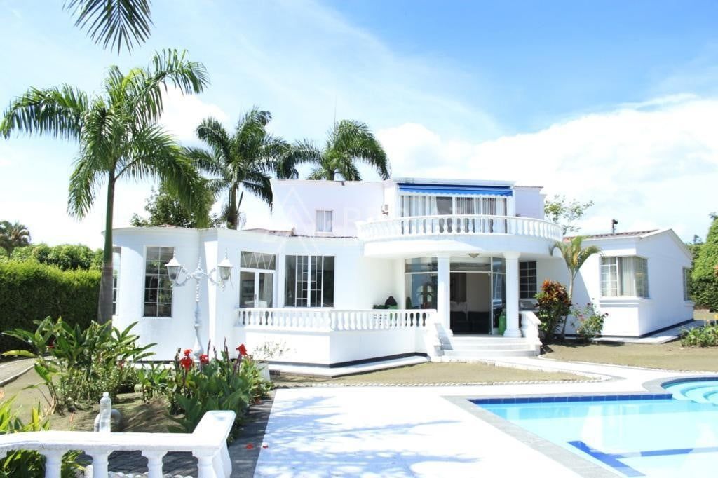 Casa en venta Risaralda Pereira Pereira 600 m2 Habitaciones 7 Baños 8 Garajes 2 Precio $1900000000