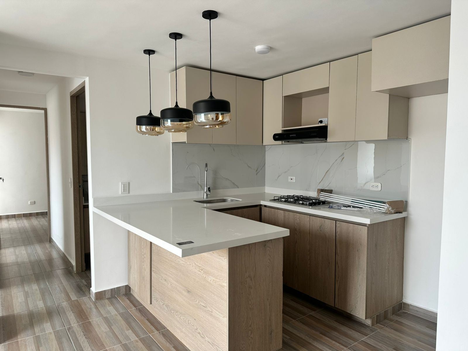 Apartamento en arriendo Antioquia Rionegro Cuatro Esquinas 72 m2 Habitaciones 3 Baños 2 Garajes 0 Precio $1600000