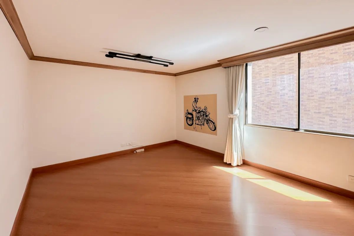 Apartamento en venta Cundinamarca Bogotá El Retiro 242 m2 Habitaciones 4 Baños 5 Garajes 2 Precio $1260000000