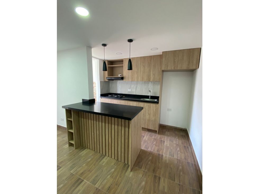 Apartaestudio en arriendo Antioquia Medellín Cataluña 54 m2 Habitaciones 3 Baños 2 Garajes 1 Precio $2100000