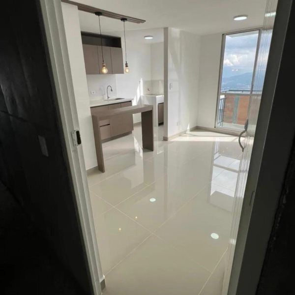 Apartamento en venta Antioquia Medellín Pajarito 46 m2 Habitaciones 3 Baños 1 Garajes 0 Precio $182000000