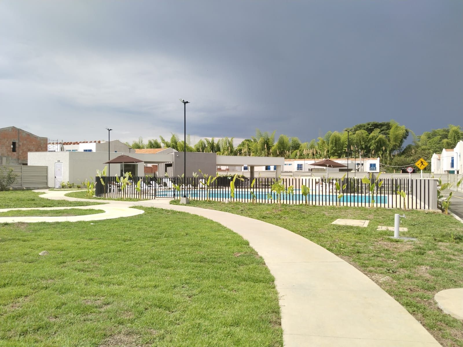 Casa en arriendo Valle Del Cauca Jamundí Jamundí 110 m2 Habitaciones 3 Baños 3 Garajes 2 Precio $2000000