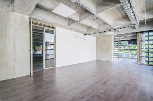 Oficina en arriendo Antioquia Envigado Zúñiga 67 m2 Habitaciones 0 Baños 2 Garajes 1 Precio $4500000