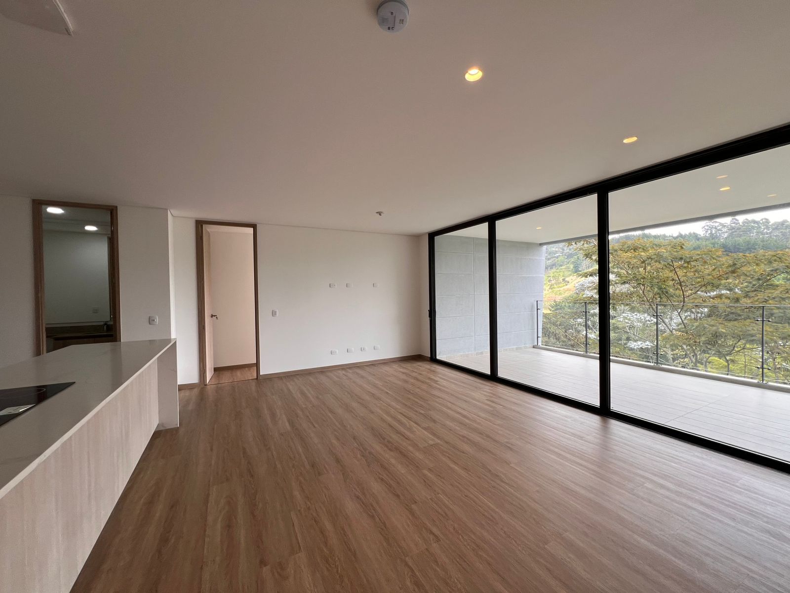 Apartamento en arriendo Antioquia Rionegro Santa Clara I 106 m2 Habitaciones 2 Baños 3 Garajes 2 Precio $6100000