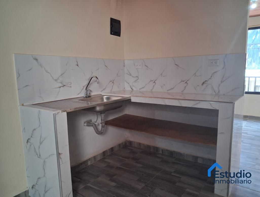 Apartaestudio en arriendo Antioquia Medellín Campo Valdes No 1 25 m2 Habitaciones 1 Baños 1 Garajes 0 Precio $720000