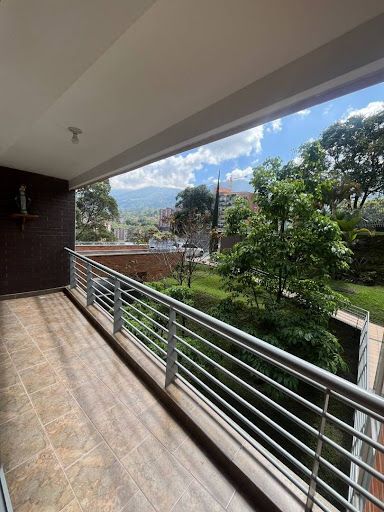 Apartamento en arriendo Antioquia Envigado La Pradera 130 m2 Habitaciones 3 Baños 3 Garajes 1 Precio $5800000