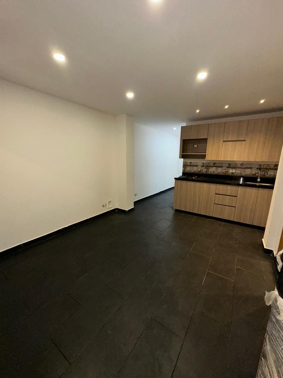 Apartamento en venta Antioquia Medellín Tejelo 60 m2 Habitaciones 2 Baños 1 Garajes 0 Precio $280000000