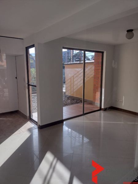 Casa en arriendo Antioquia Envigado Las Antillas 140 m2 Habitaciones 3 Baños 3 Garajes 1 Precio $4700000