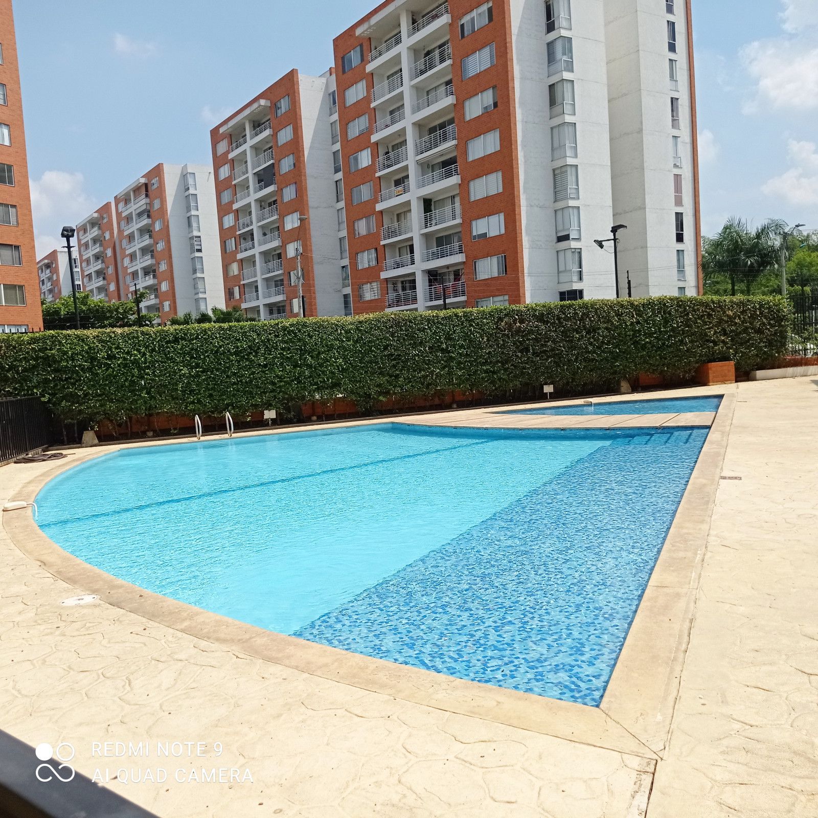 Apartamento en venta Valle Del Cauca Cali Brisas Del Limonar 90 m2 Habitaciones 3 Baños 3 Garajes 1 Precio $405000000