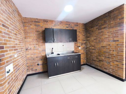 Oficina en arriendo Antioquia Medellín San Diego 64 m2 Habitaciones 0 Baños 1 Garajes 1 Precio $6050000