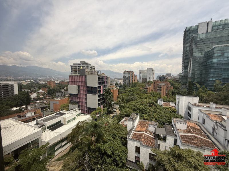 Oficina en venta Antioquia Medellín Patio Bonito 37 m2 Habitaciones 0 Baños 1 Garajes 0 Precio $340000000