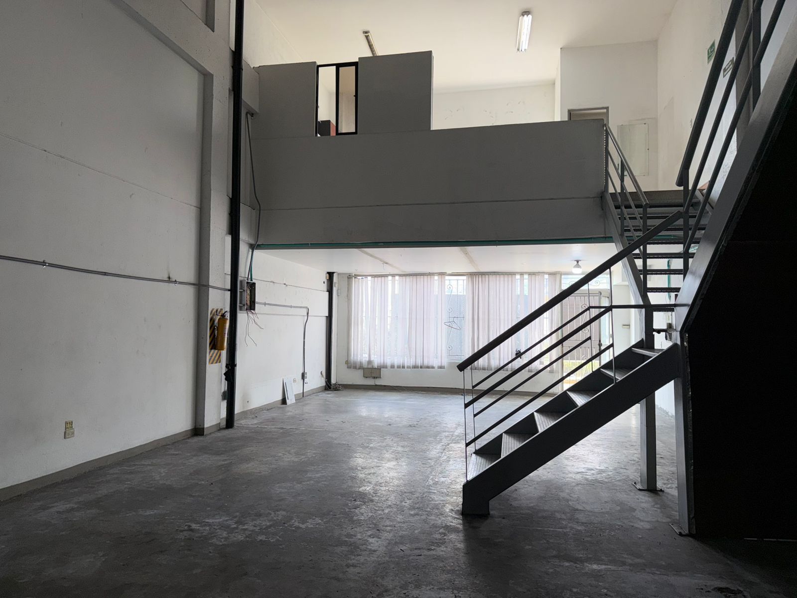 Bodega en arriendo Antioquia La Estrella San Agustín 150 m2 Habitaciones 0 Baños 2 Garajes 1 Precio $6200000