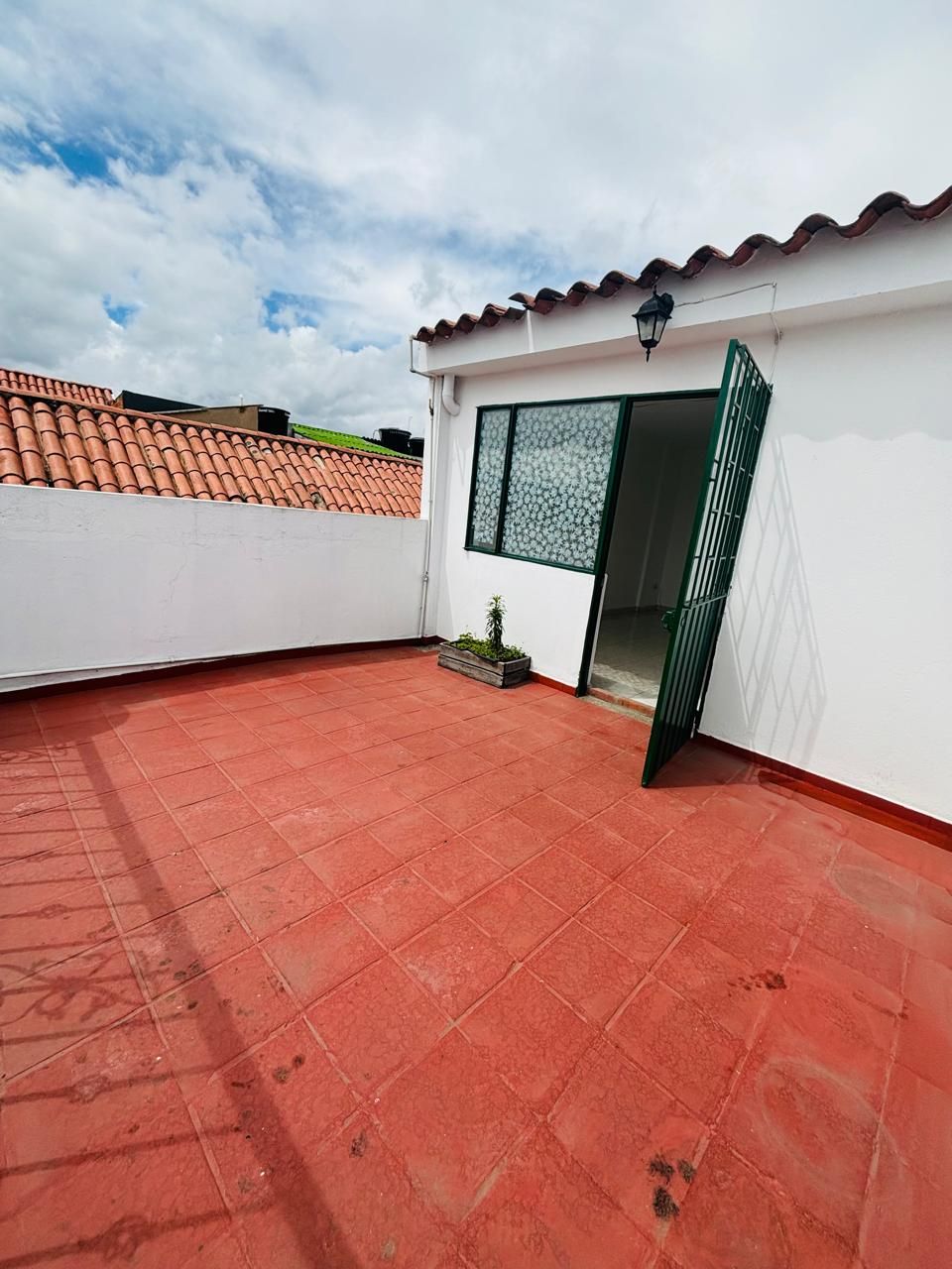 Casa en arriendo Cundinamarca Cota Cota 160 m2 Habitaciones 4 Baños 3 Garajes 1 Precio $2350000