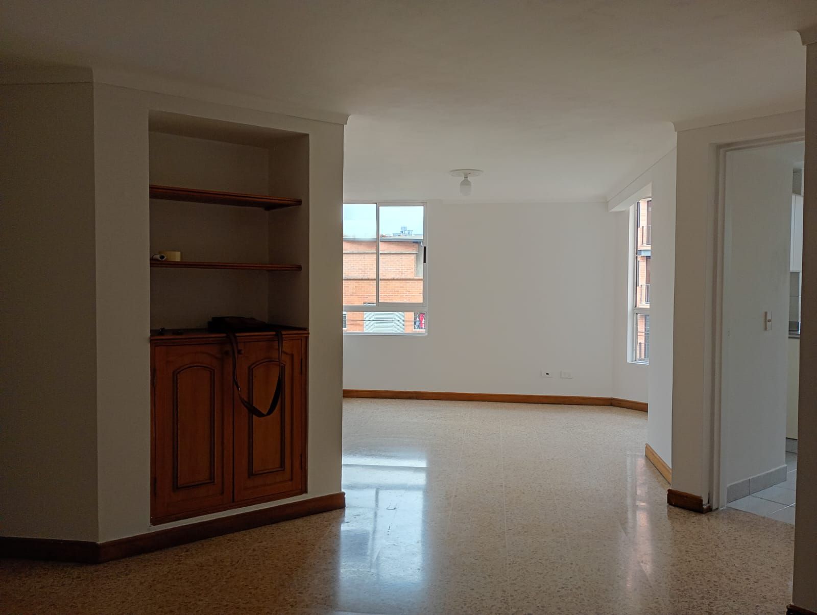 Apartamento en arriendo Antioquia Medellín Florida Nueva 105 m2 Habitaciones 3 Baños 2 Garajes 1 Precio $4000000