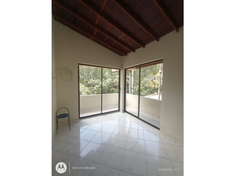 Apartamento en arriendo Antioquia Medellín Las Brisas 75 m2 Habitaciones 3 Baños 2 Garajes 0 Precio $1350000