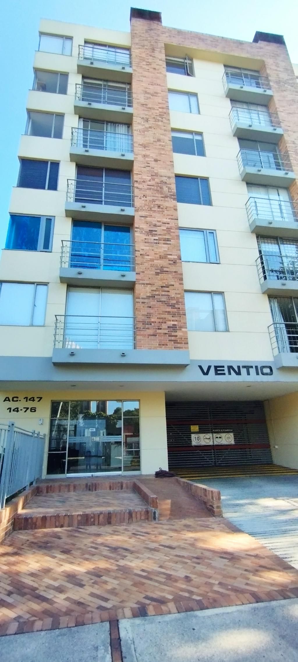 Apartamento en arriendo Cundinamarca Bogotá Cedro Bolívar 45 m2 Habitaciones 1 Baños 1 Garajes 1 Precio $2499300