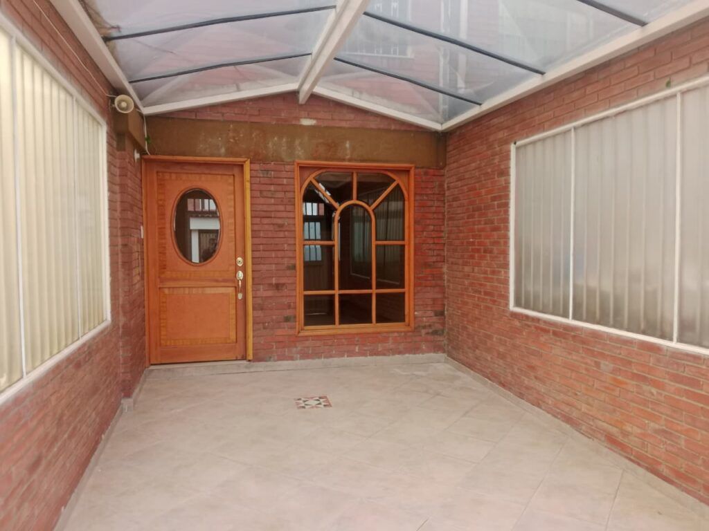 Casa en venta Cundinamarca Bogotá Ub Castilla La Nueva 80 m2 Habitaciones 4 Baños 2 Garajes 1 Precio $670000000