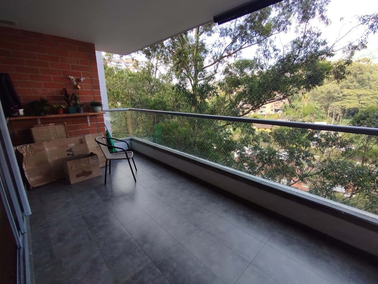 Apartamento en arriendo Antioquia Medellín El Esmeraldal 105 m2 Habitaciones 3 Baños 3 Garajes 1 Precio $5500000