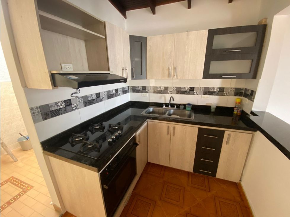 Apartamento en arriendo Antioquia Envigado San Marcos 90 m2 Habitaciones 3 Baños 2 Garajes 0 Precio $2800000