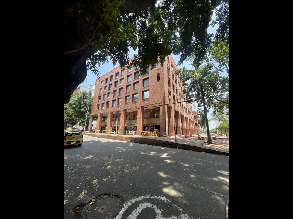 Oficina en venta Valle Del Cauca Cali Centenario 41 m2 Habitaciones 0 Baños 1 Garajes 0 Precio $188000000