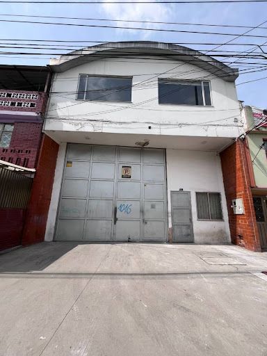 Bodega en arriendo Cundinamarca Bogotá Versalles 428 m2 Habitaciones 0 Baños 5 Garajes 2 Precio $10000000