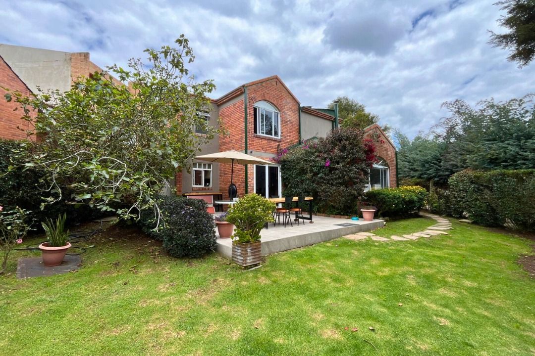 Casa en arriendo Cundinamarca Chía Chia 227 m2 Habitaciones 6 Baños 4 Garajes 8 Precio $6500000