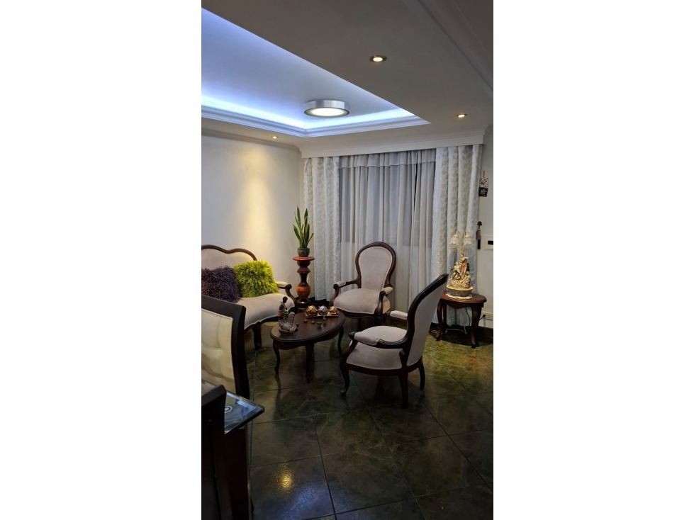 Apartaestudio en venta Antioquia Medellín Cristo Rey 170 m2 Habitaciones 5 Baños 2 Garajes 0 Precio $630000000