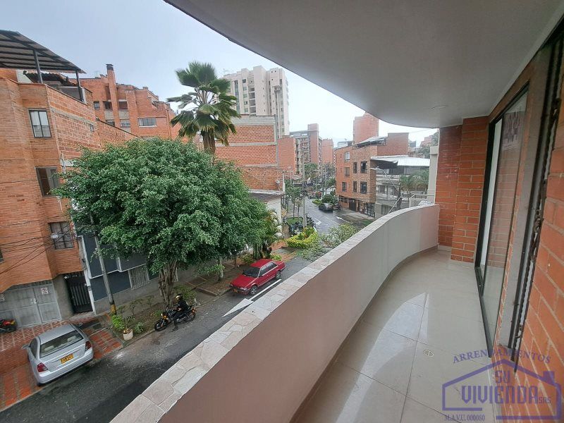 Apartamento en arriendo Antioquia Medellín Las Acacias 160 m2 Habitaciones 3 Baños 2 Garajes 1 Precio $3000000