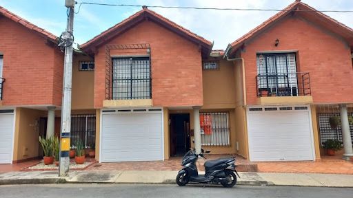 Casa en venta Antioquia Rionegro San Antonio 140 m2 Habitaciones 4 Baños 3 Garajes 1 Precio $770000000