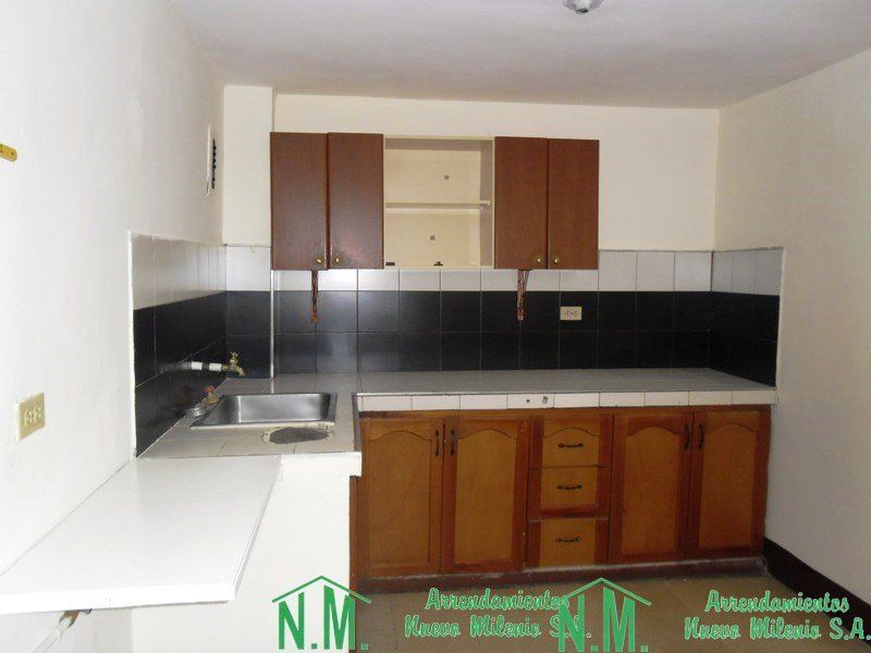 Casa en arriendo Antioquia Sabaneta La Florida 100 m2 Habitaciones 4 Baños 1 Garajes 0 Precio $2600000