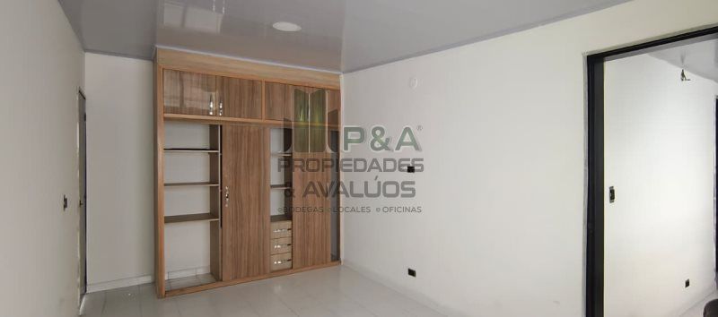 Casa en arriendo Antioquia Medellín Villanueva 370 m2 Habitaciones 9 Baños 5 Garajes 0 Precio $14600000