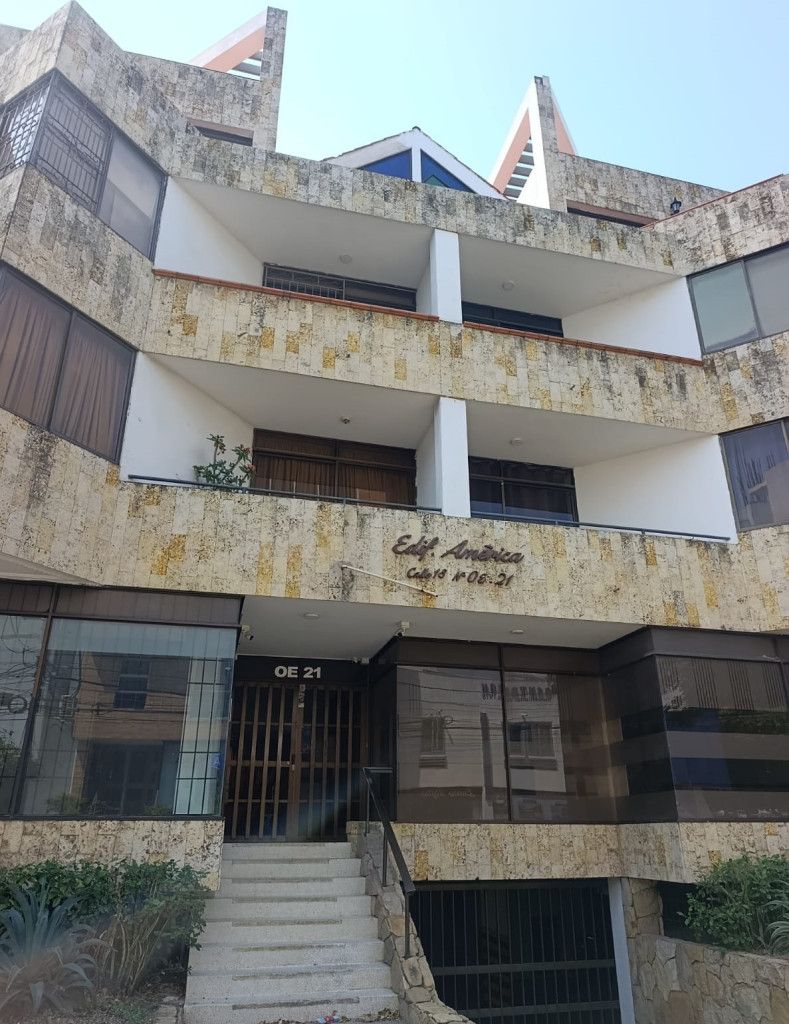 Apartamento en arriendo Norte De Santander Cúcuta Blanco 141 m2 Habitaciones 3 Baños 3 Garajes 1 Precio $2200000