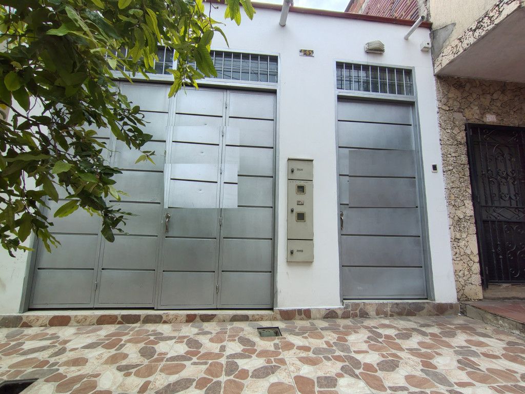 Casa en arriendo Norte De Santander Cúcuta El Llano 223 m2 Habitaciones 3 Baños 3 Garajes 0 Precio $1800000