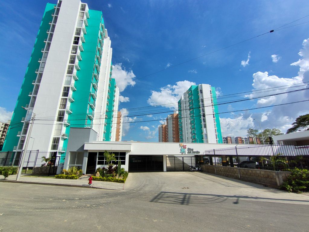 Apartamento en arriendo Norte De Santander Cúcuta Prados Del Este 72 m2 Habitaciones 3 Baños 2 Garajes 1 Precio $1650000