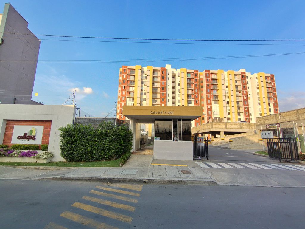 Apartamento en arriendo Norte De Santander Cúcuta Prados Del Este 49 m2 Habitaciones 3 Baños 2 Garajes 1 Precio $1650000