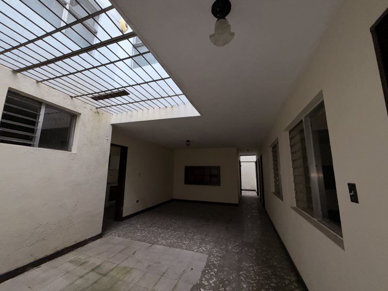 Casa en arriendo Antioquia Medellín Lorena 220 m2 Habitaciones 4 Baños 2 Garajes 0 Precio $4000000