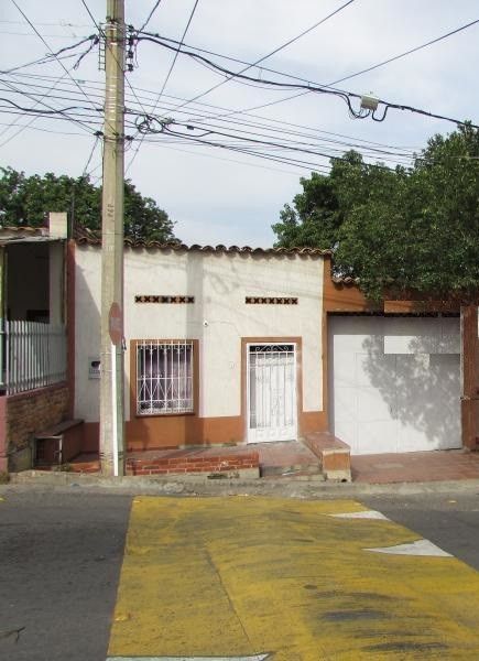 Apartaestudio en arriendo Norte De Santander Cúcuta Loma De Bolivar 30 m2 Habitaciones 1 Baños 1 Garajes 0 Precio $700000