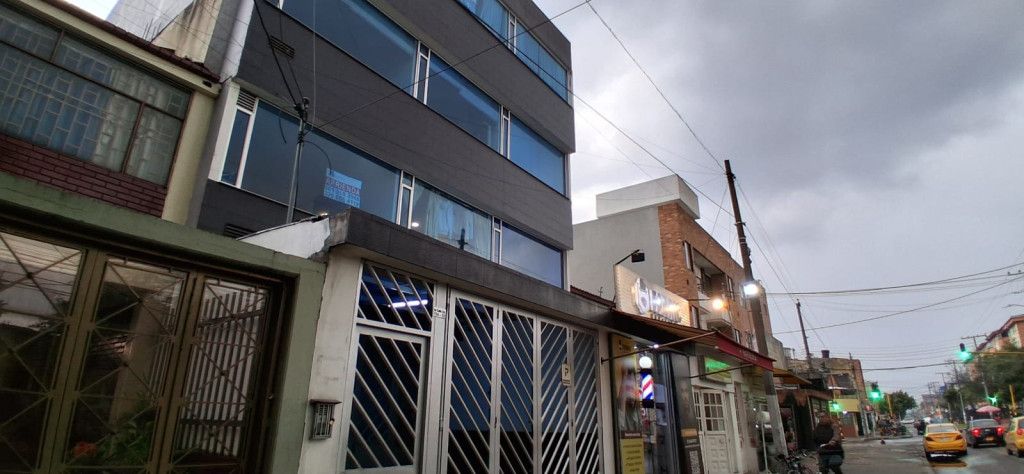Apartamento en arriendo Cundinamarca Bogotá Las Américas 80 m2 Habitaciones 3 Baños 2 Garajes 0 Precio $1500000