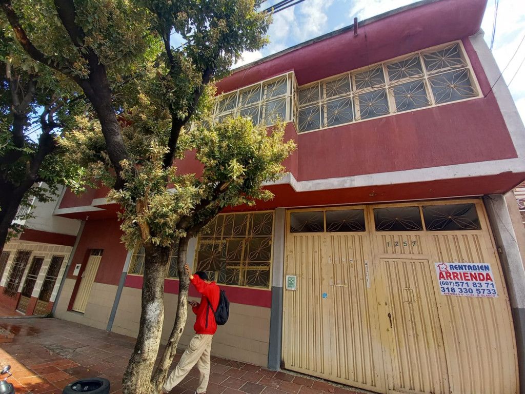 Local en arriendo Norte De Santander Cúcuta El Contento 744 m2 Habitaciones 0 Baños 5 Garajes 0 Precio $10500000