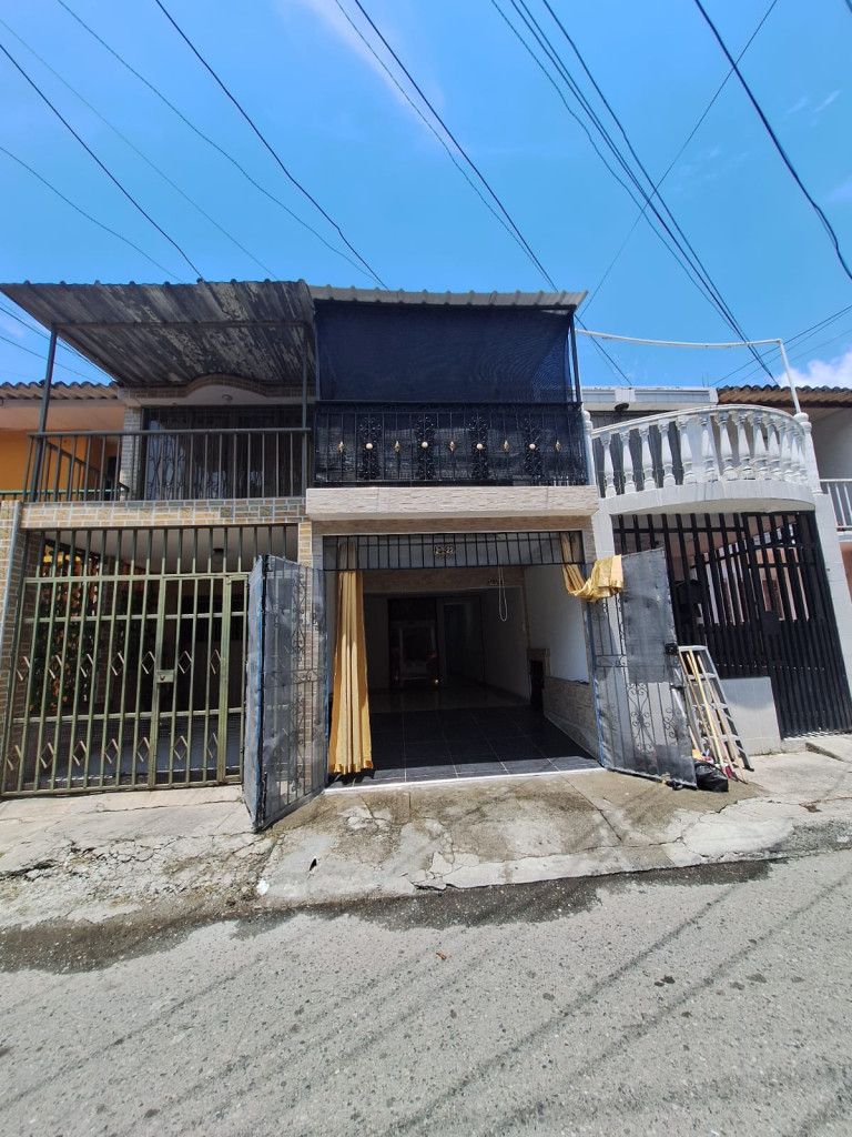 Casa en venta Valle Del Cauca Cali Brisas De Los Álamos 90 m2 Habitaciones 3 Baños 2 Garajes 1 Precio $285000000