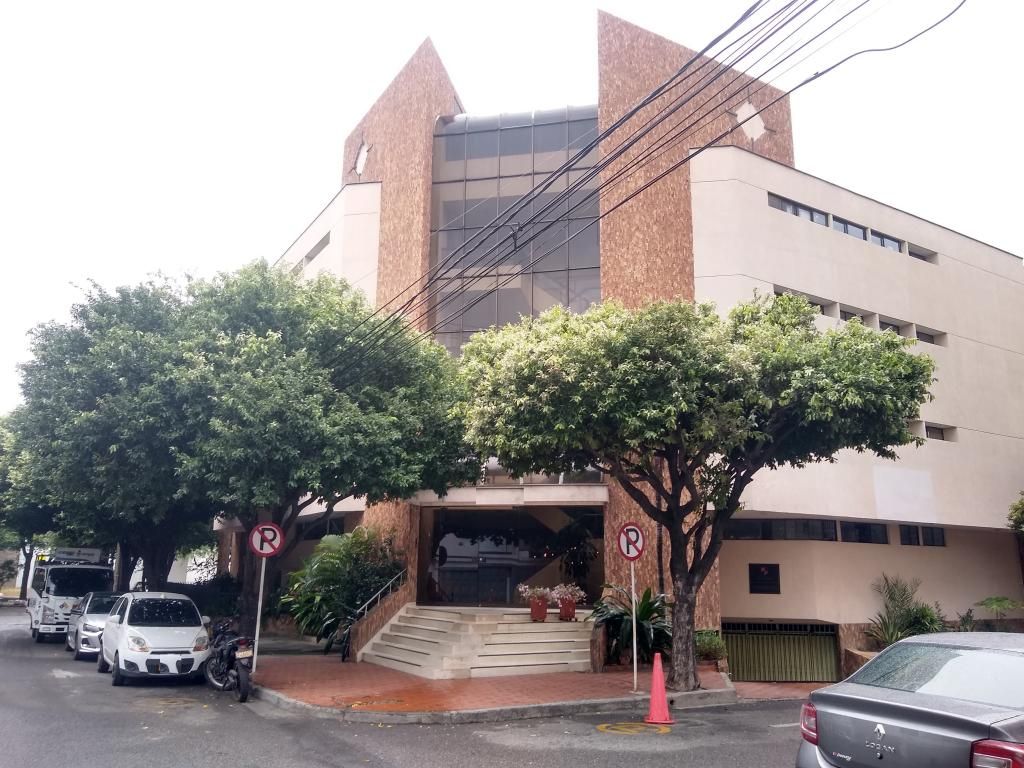 Apartamento en arriendo Norte De Santander Cúcuta Caobos 159 m2 Habitaciones 3 Baños 4 Garajes 2 Precio $2300000