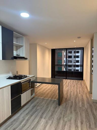 Apartaestudio en arriendo Antioquia Medellín Los Balsos No1 60 m2 Habitaciones 1 Baños 1 Garajes 1 Precio $4300000