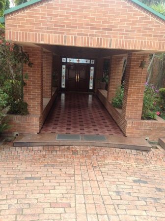 Casa en venta Cundinamarca Chía Urbanizacion Nuevo Milenio 3056 m2 Habitaciones 3 Baños 5 Garajes 4 Precio $1800000000