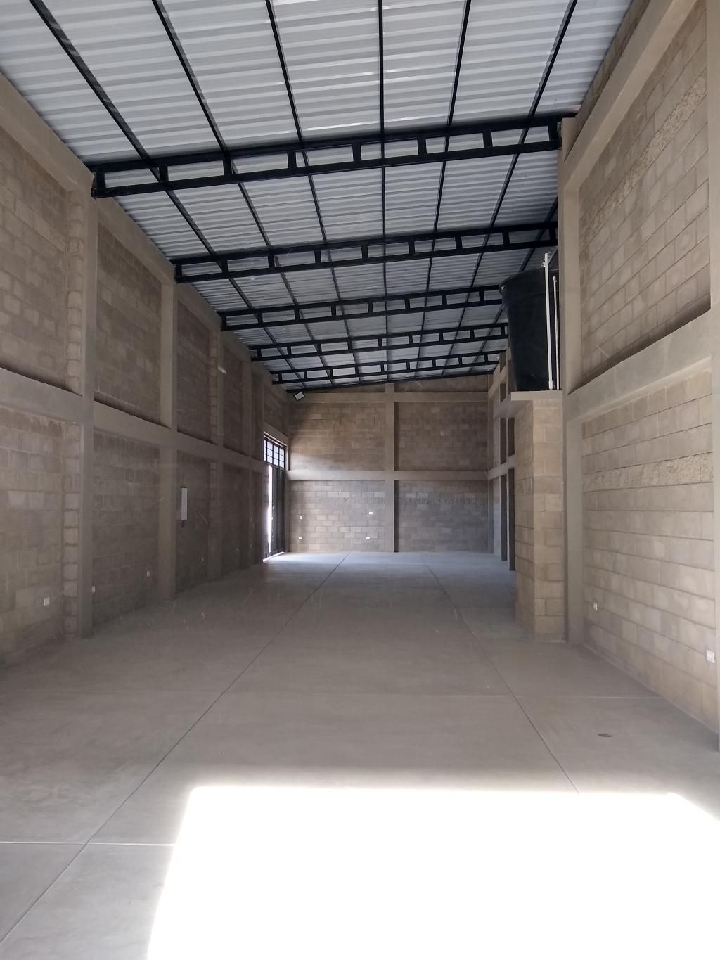 Bodega en arriendo Norte De Santander Cúcuta San Miguel 182 m2 Habitaciones 0 Baños 1 Garajes 0 Precio $3500000